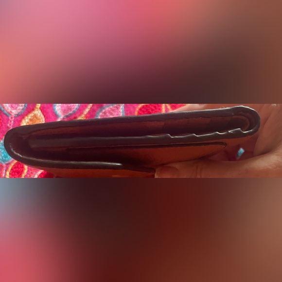 NWOT caramel brown small leather wallet by It’s Life. Measures apx 4 x 4 inches. - Picture 8 of 12